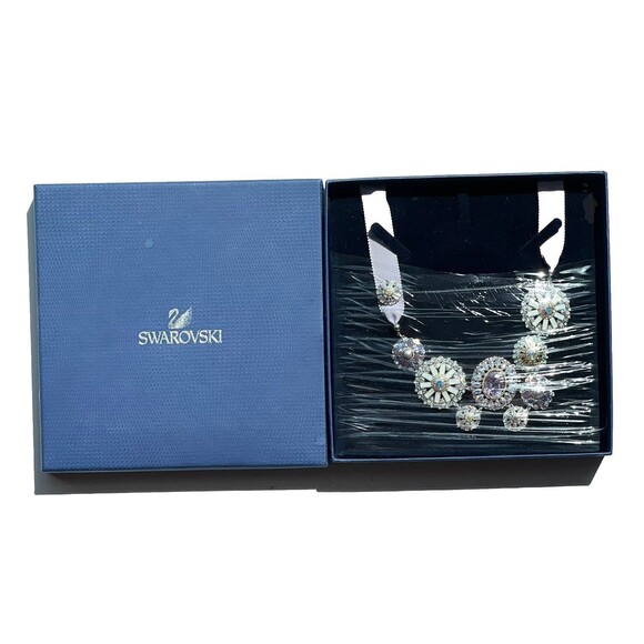 Swarovski Regency Ribbon Crystal Necklace 1128004 Women’s Fashion Jewelry Gift - Picture 1 of 4